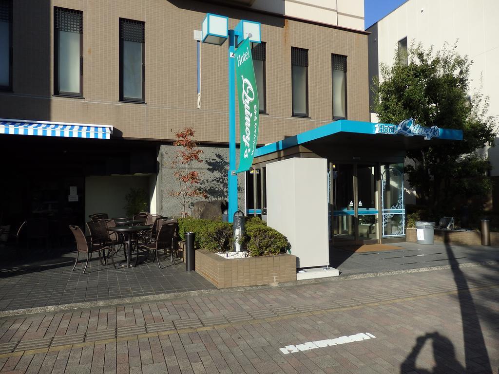 Quincy'S Inn Toyohashi Exterior foto
